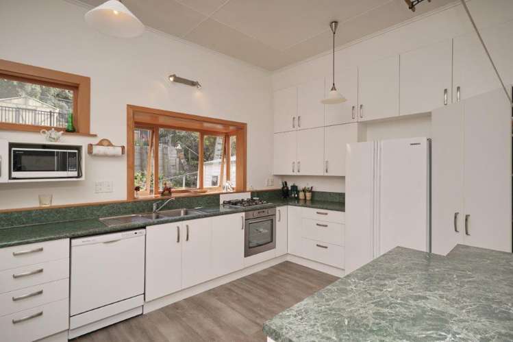 14 Brittan Terrace Lyttelton_6