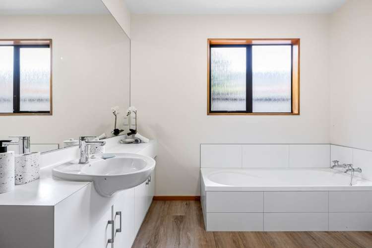 8 Abingdon Court Avonhead_16