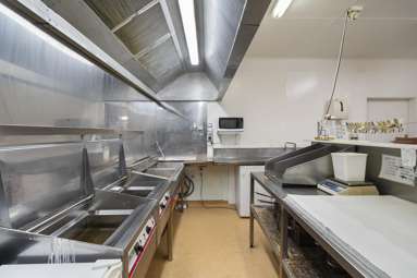 889 Main Street_2