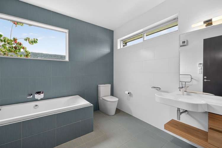 712 Highfield Road Burnham_16