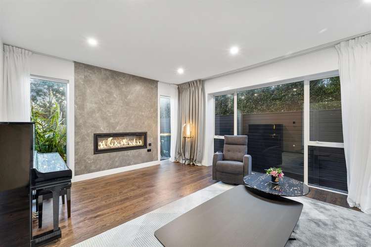 27 Bearing Parade Long Bay_18