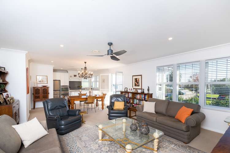 4a Cobden Crescent Bluff Hill_8