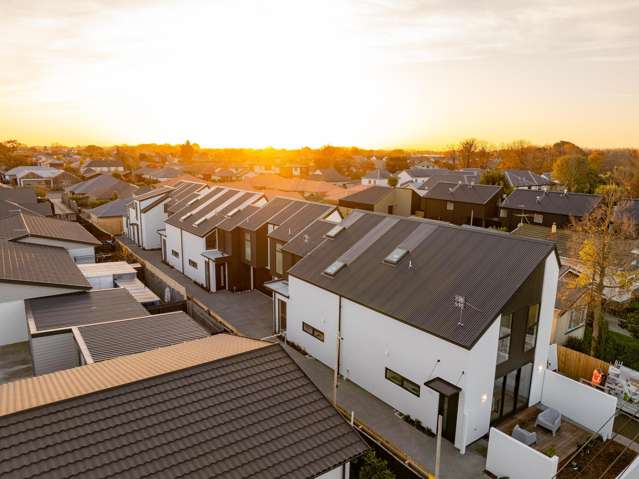 High-Yield Townhouses - Prime St Albans