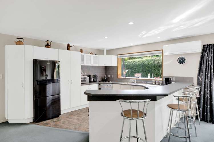 36 Taranaki Drive Woodend_1