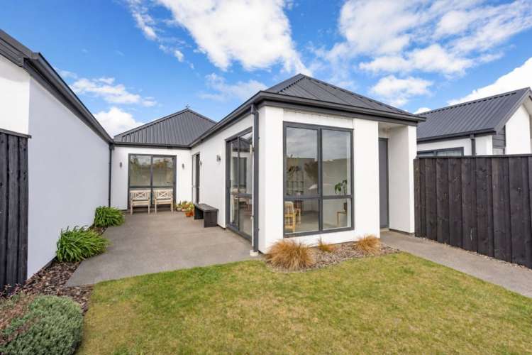 60C Kawari Drive Pegasus_18