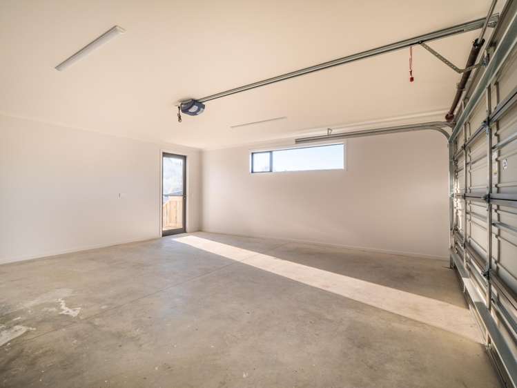 33 Grandvista Drive Green Island_13