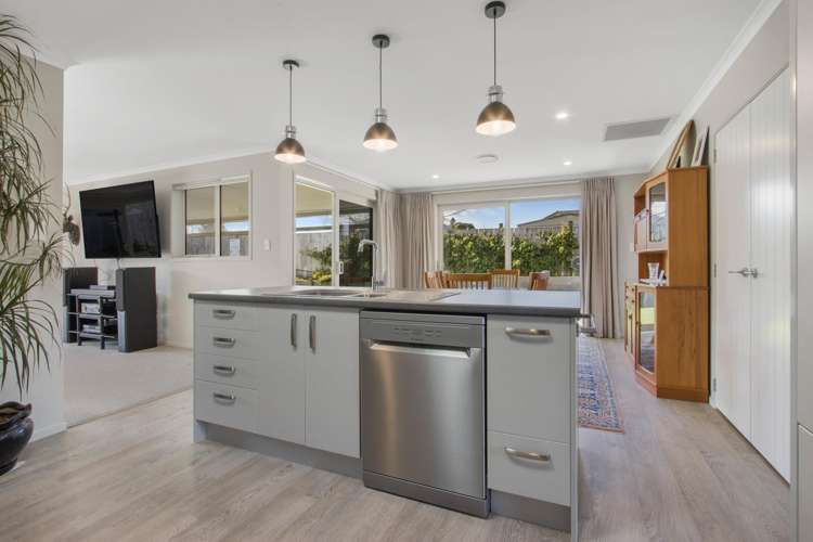 8B Carrick Robertson Place Waihi_11