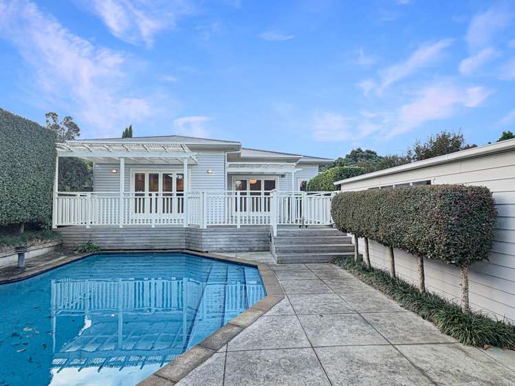 24 Hollywood Avenue Epsom_23