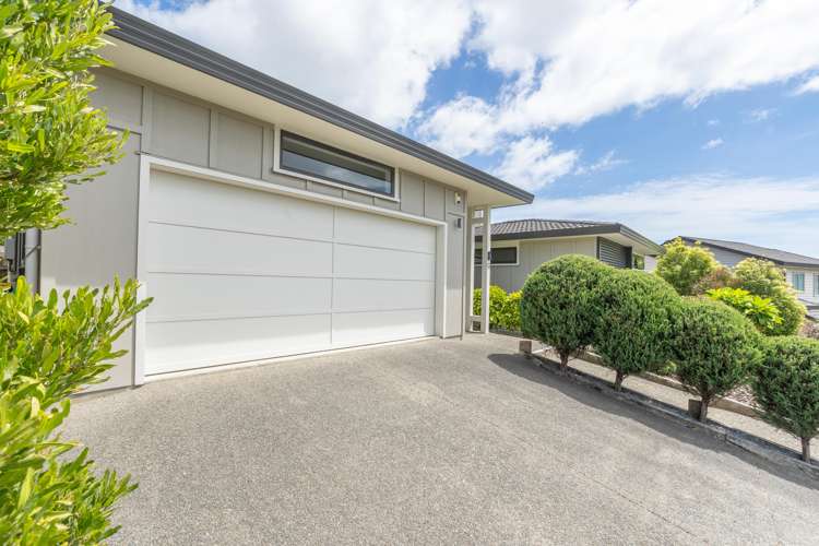 8 Dusky Crescent Aotea_7