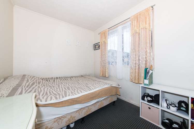 2/17 Chislehurst Street Henderson_10