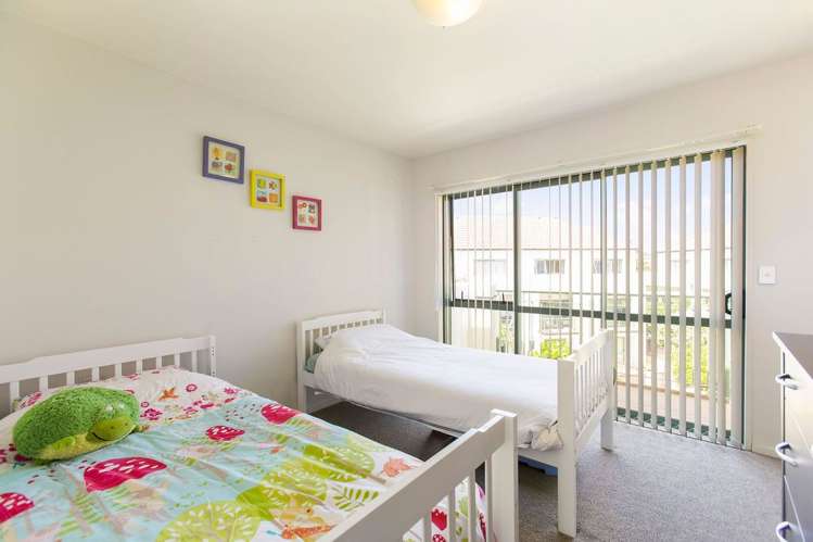 16 Waterside Crescent Gulf Harbour_17