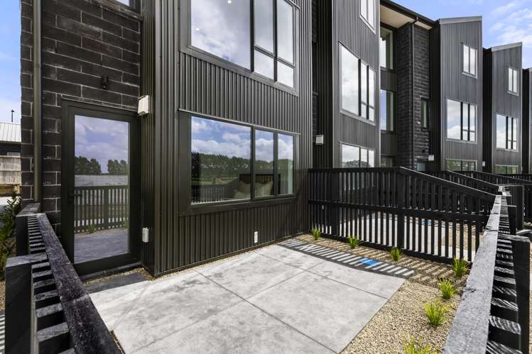 33/17 Rocky Road Rototuna_16