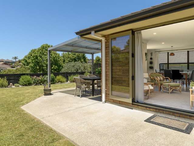 Low Maintenance, Single Level, Tranquil Outlook