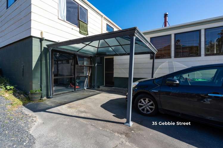 35 & 35A Gebbie Street Kinmont Park_12