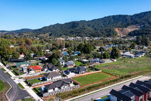 739 m2 Section for Sale