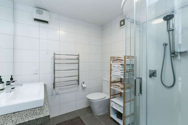 8 Norna Crescent Kelburn_4