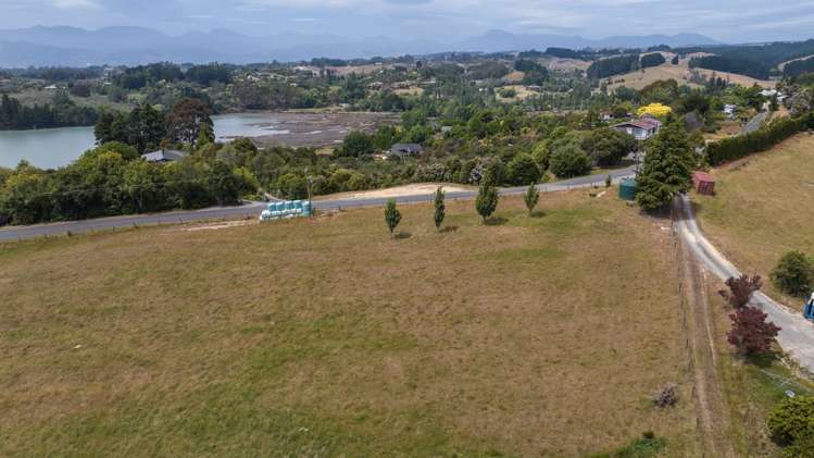 17 Bronte Road East Mahana_3