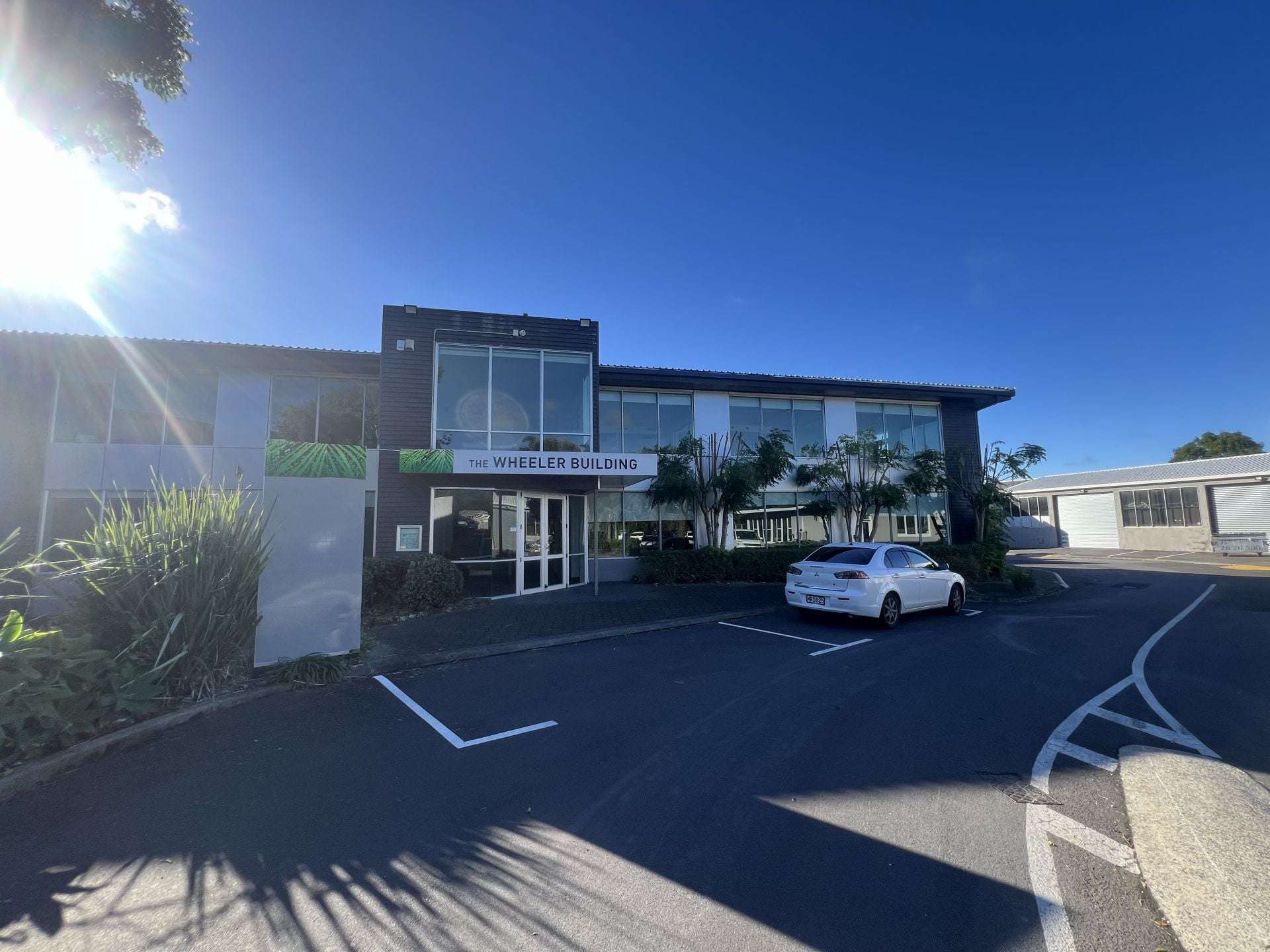 60b/60B Rockfield Road Penrose_0