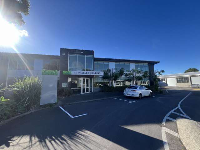 Premium Office Penrose 1,077sqm + Parking