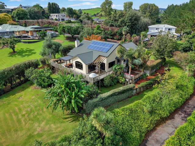 Your Own Nature Retreat - Nearly 2ha in the City!