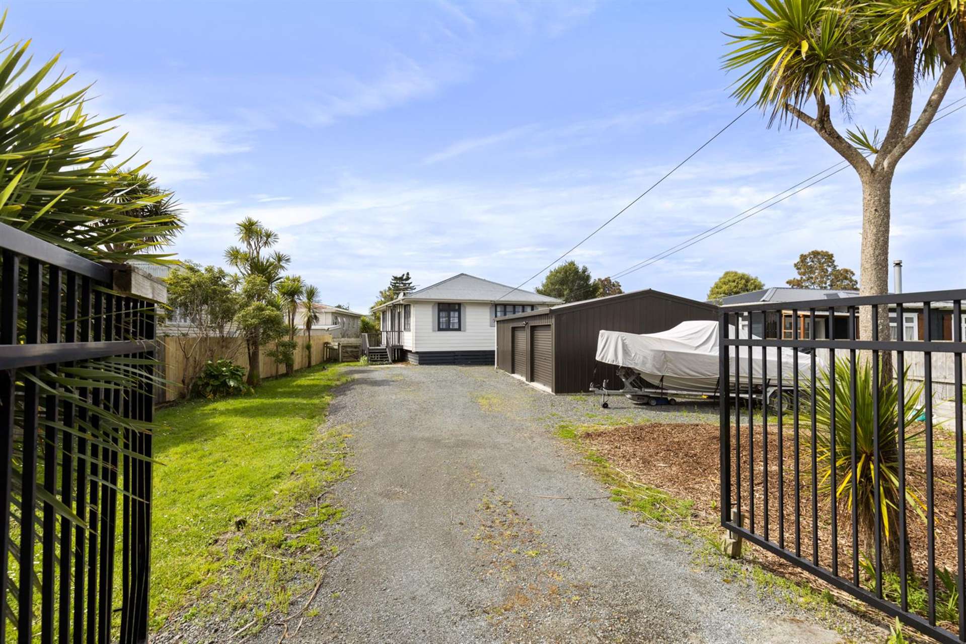 106 Parkhurst Road Parakai_0