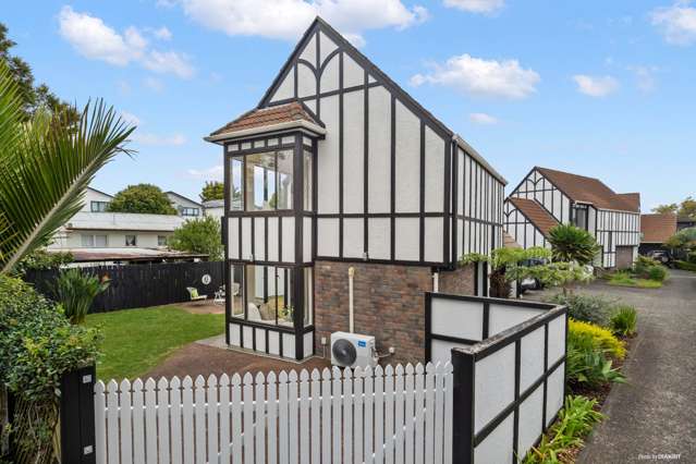 3/15 Swanson Road Henderson_2