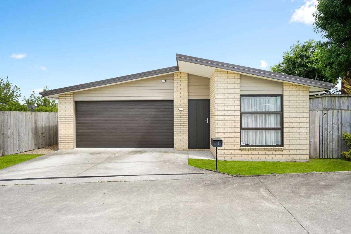 44 Benjamin Avenue_0