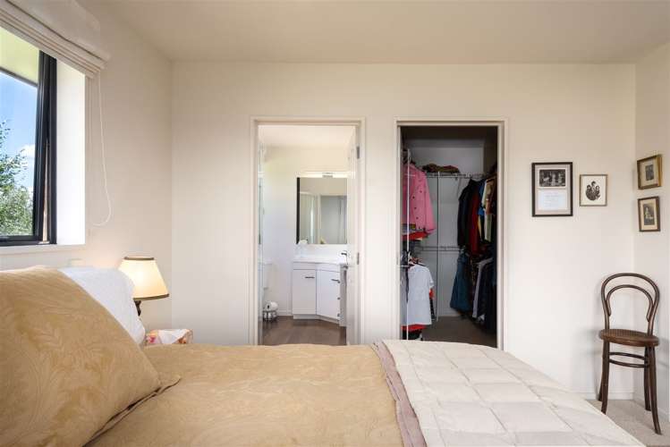 101 Marlborough Ridge Drive Fairhall_13