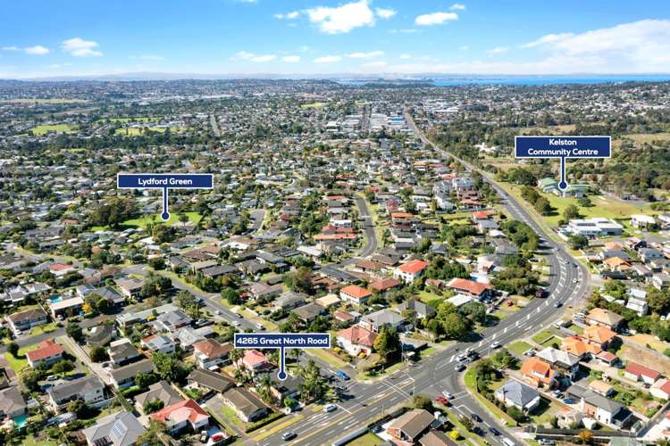 4265 Great North Road Glendene_47