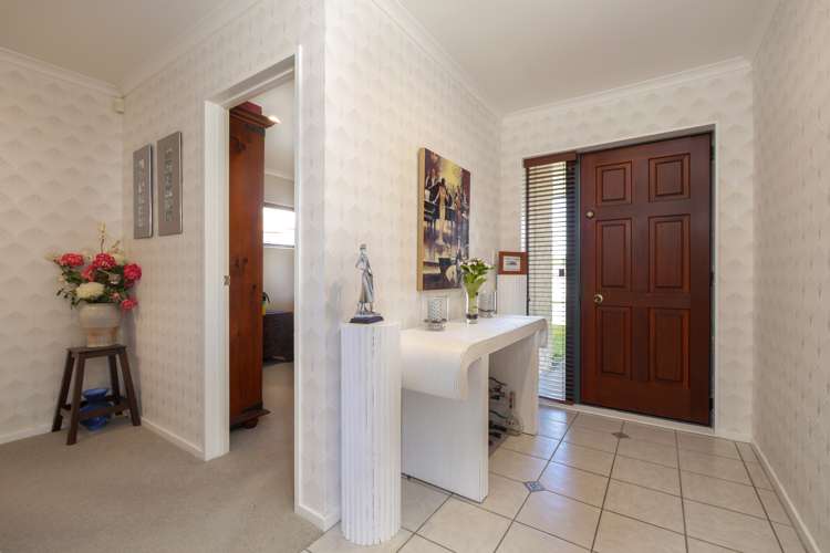 2/10 Cloverlea Place Pukekohe_4