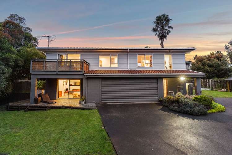 19 Mayall Avenue Beach Haven_24