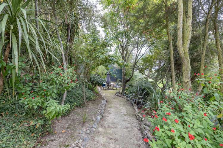 1640 Cust Road Cust_23