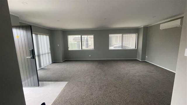 12/30 Calvert Ave Mangere East_1