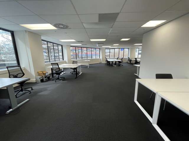 Secure whole office floor - 356sqm