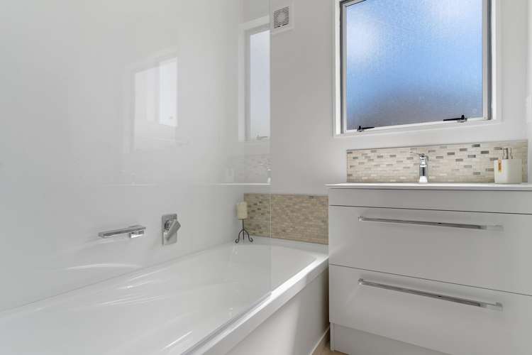 146b Windsor Road Bellevue_11