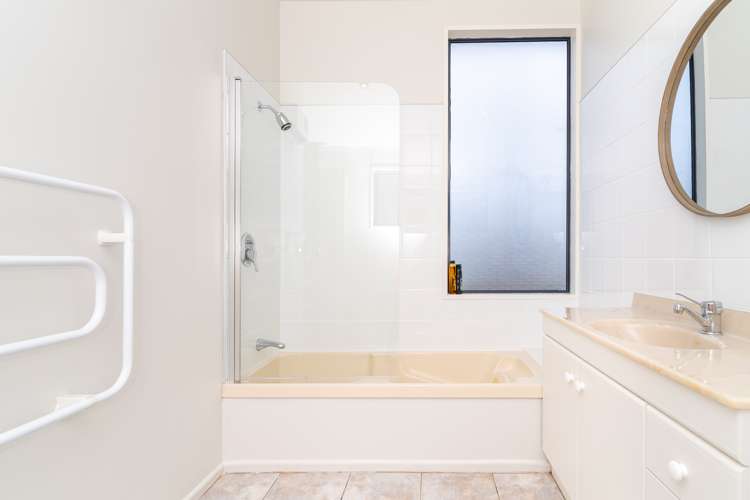 4 Hamilton Court Milton_26