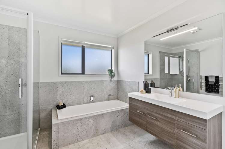 81 Stace Hopper Drive One Tree Point_6