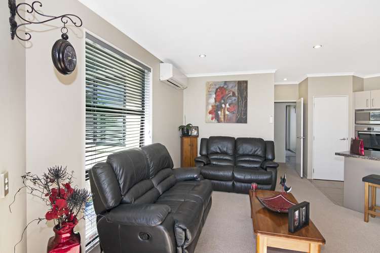 1 Mary Newton Place Brightwater_12