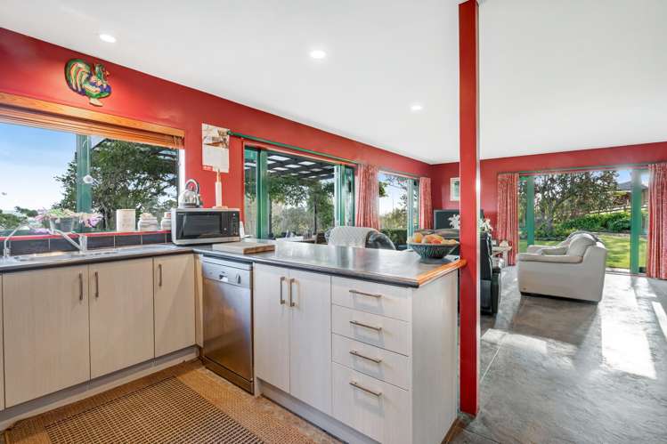 88 Pipitiwai Drive Helensville_3