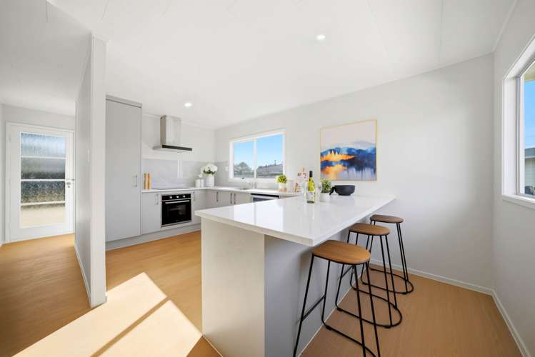 12 Quincey Place Massey_14
