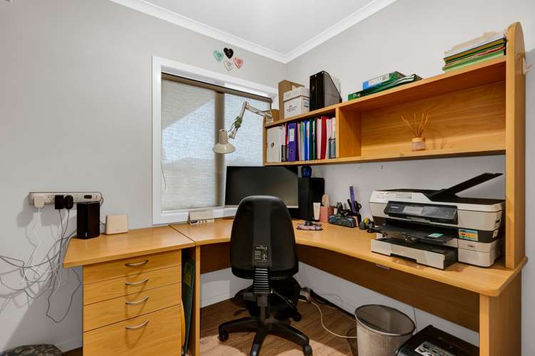 18a Estate Grove Inglewood_17