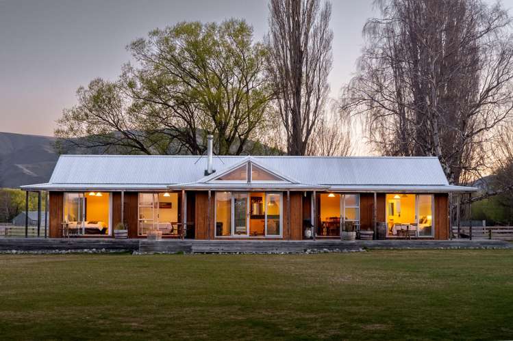 2/5744 Tekapo-Twizel Road Twizel_19