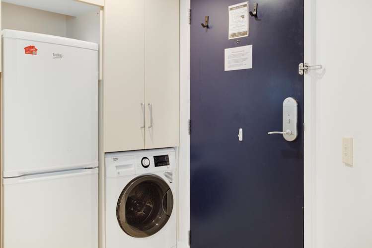 9-17 Byron Avenue Takapuna_34