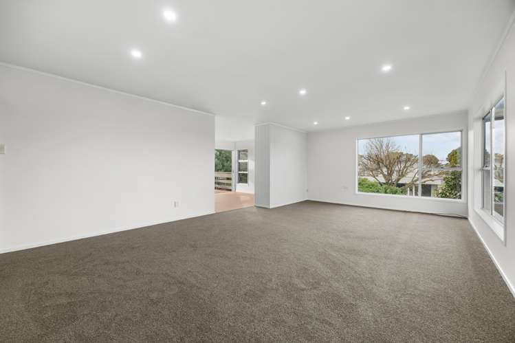 96 Reeves Road Pakuranga Heights_3