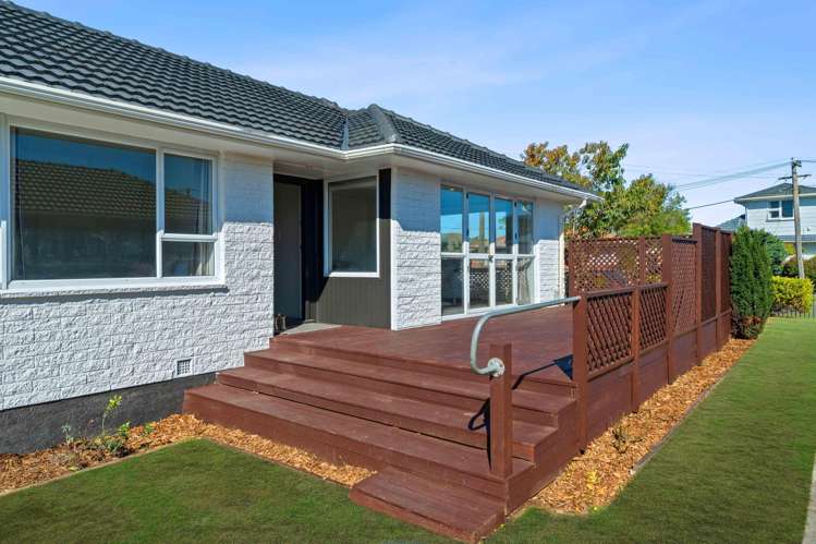 6 Ariel Place Aranui_13
