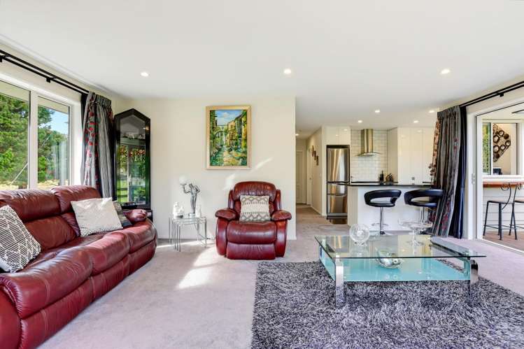 515 Bealey Road Charing Cross_27