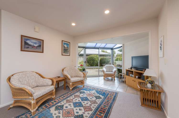 27 Masefield Street Stoke_6