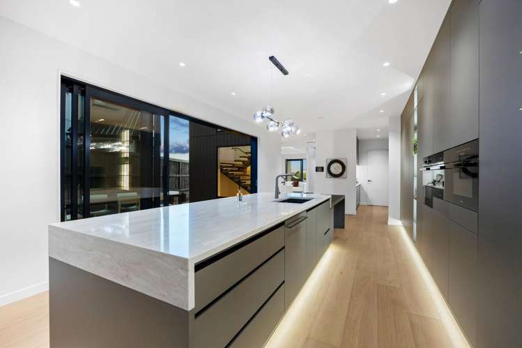 17 Humenga Place Long Bay_10