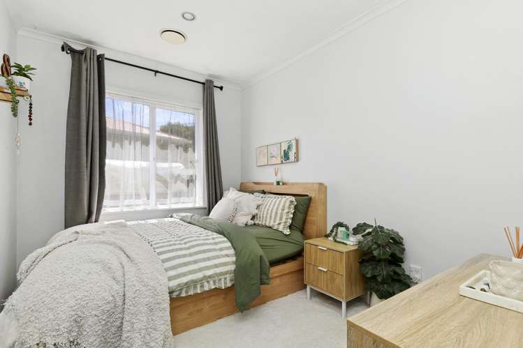 24 Petrie Street Wainuiomata_13