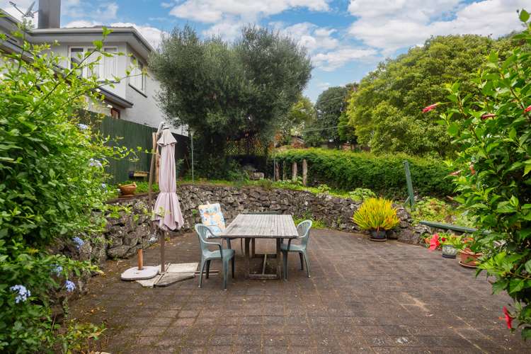 18 Amandale Avenue Mount Albert_24